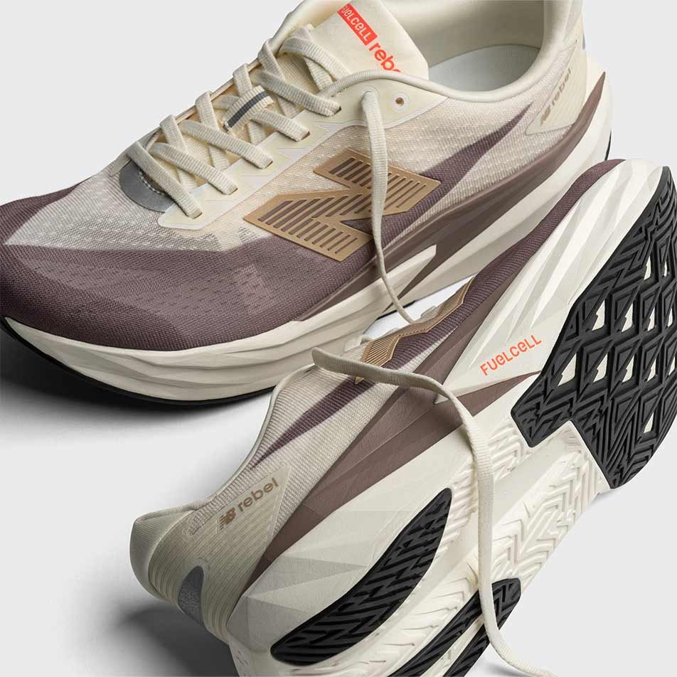 New Balance FuelCell Rebel v5 - Brown